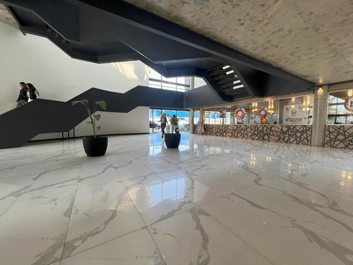 Venta De Oficina En Acceso Oeste Km41 Moreno Buenos Aires