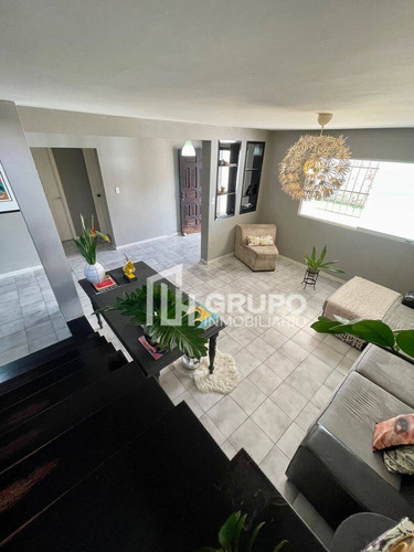 Imagen 7 de 17 de Venta De Casa En La Viña