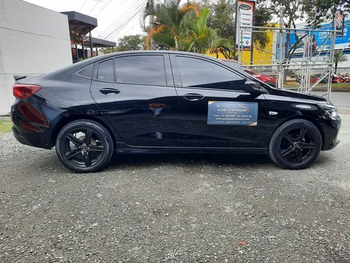 Chevrolet Onix LTZ AT