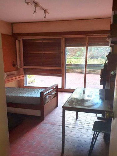 Imagen 21 de 26 de Semipiso Luminoso | Oportunidad/retasado | Bella Vista A Plaza Libertad | Patio A Pulmón De Manzana