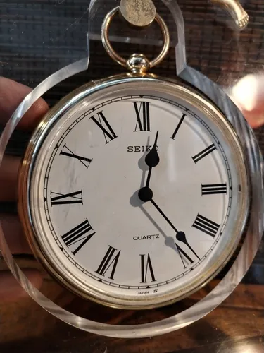 Reloj Seiko De Mesa Decorativo No Funciona Rota La Base