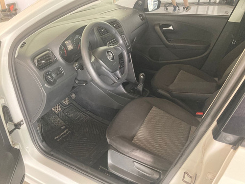 Imagen 4 de 9 de Volkswagen Vento Comfortline 2020 I-2867