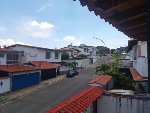 Los Naranjos, El Hatillo