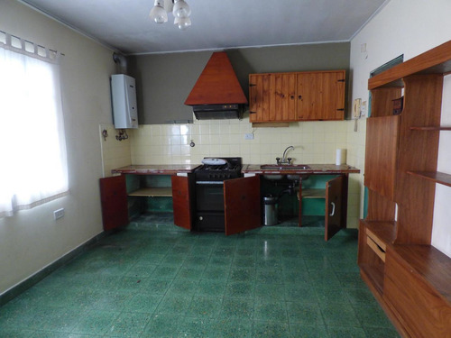 Imagen 3 de 17 de Casa En Venta En Manuel B Gonnet Calle 518 E/ 2 Bis Y 3 - Dacal Bienes Raices