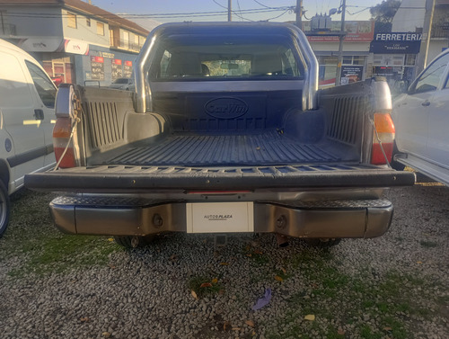 Mitsubishi L200 2.5 D/cab 4x4
