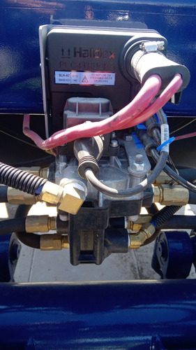 Venpol Lowboy De 2 Ejes Jalon Argolla Para Motoconformadora