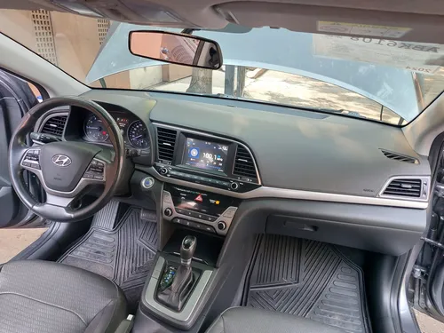 Hyundai Elantra 2.0 Limited Tech Navi At