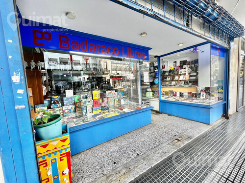 Excelente Local Planta Libre Sobre Av. Entre Rios