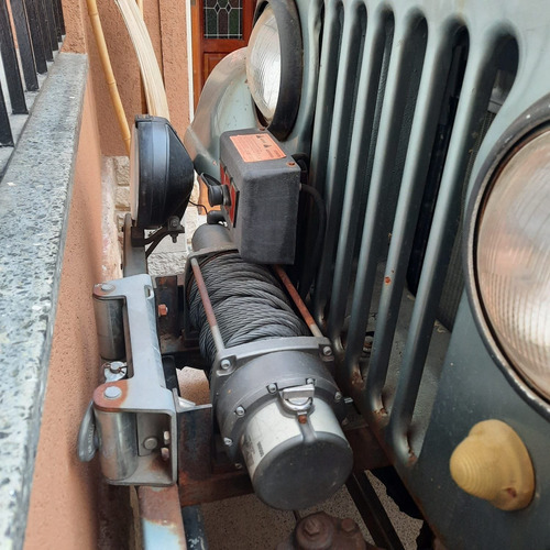 Imagen 6 de 13 de Jeep Ika