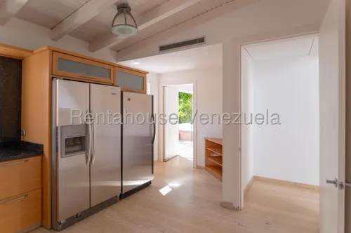 25-17775 Rahl Casa En Alquiler
