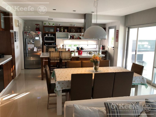 Imagen 14 de 30 de Casa En Venta En Nuevo Quilmes De 5 Ambientes Minimalista