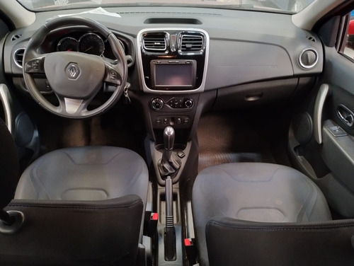 Imagen 8 de 25 de Renault Sandero Privilege 1.6 2015, Concesionario Oficial Lp