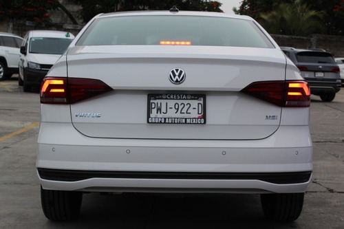 Imagen 5 de 10 de Volkswagen Virtus 2022 Comfortline Blanco