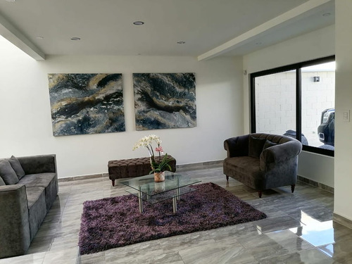 Casa En Venta En Nogales 201a Col .álamo Rústico Frente A Plaza Universidad