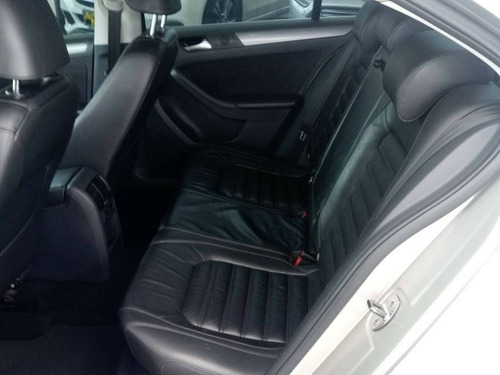Imagem 12 de 14 de Volkswagen Jetta 2.0 Comfortline Flex 4p Tiptronic