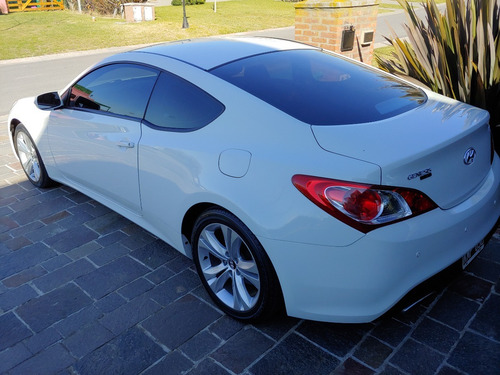 Hyundai Genesis 2.0 Coupe T Mt