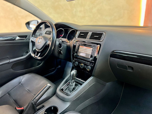Volkswagen Jetta 2.0 Tsi Highline 4p