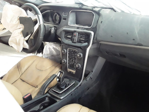 Imagem 11 de 16 de Sucata Volvo V40 2.0 T4 Kinet 2018 Peças Motor Cambio