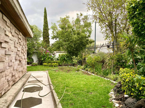 Casa En Renta En Bosque De Las Lomas!