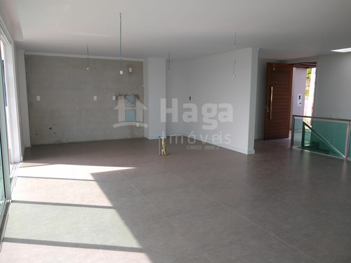 Imagem 5 de 29 de Casa Alto Padrão A Venda Em Brusque/sc - 1812