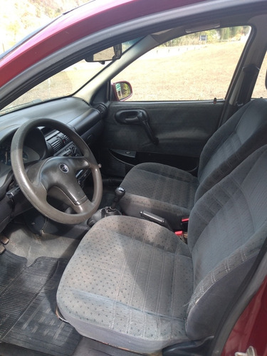 Imagem 2 de 11 de Chevrolet Corsa 2000 1.6 Gls 5p