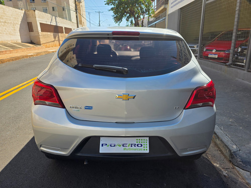 Chevrolet Onix 1.0 Lt 5p