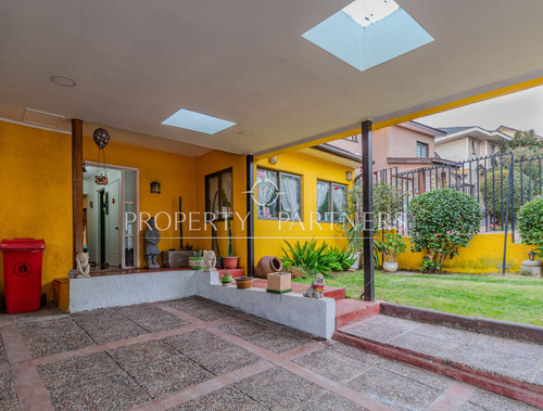 Oportunidad Alto Macul - Casa Segura Dentro De Mic...