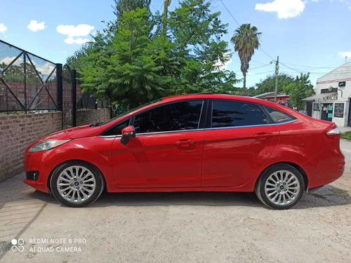 Ford Fiesta Kinetic Design 1.6 Design 120cv Titanium 2014