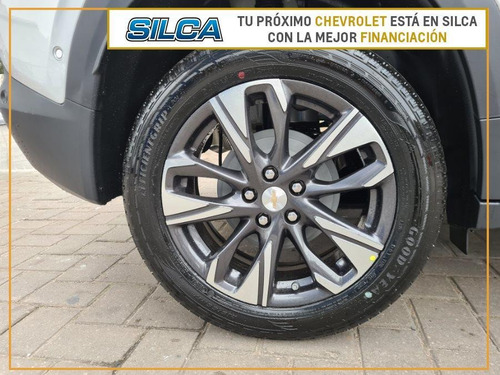Imagen 11 de 13 de Chevrolet Tracker Premier 2022 Gris Plata 0km