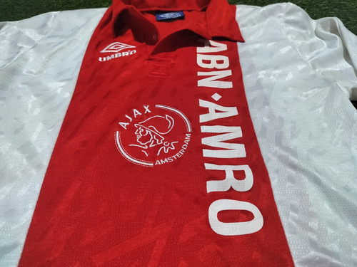 Camiseta Umbro Ajax * (Usado)
