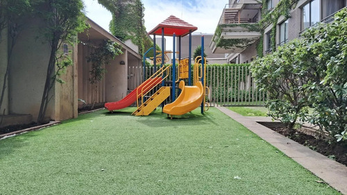 Departamento En Venta! Ubicado En Av. Irarrázaval 2042 Piso4