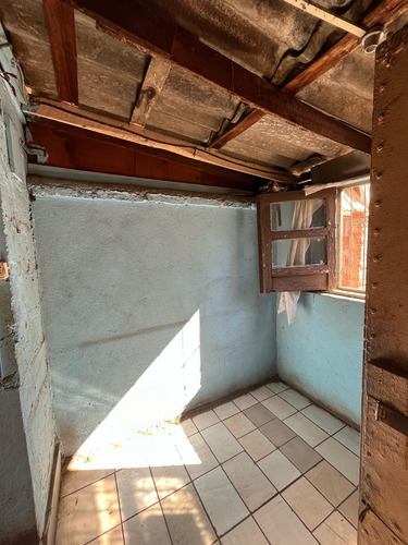 Vendo Amplio Terreno En Una Esquina, Con Casa, La Granja