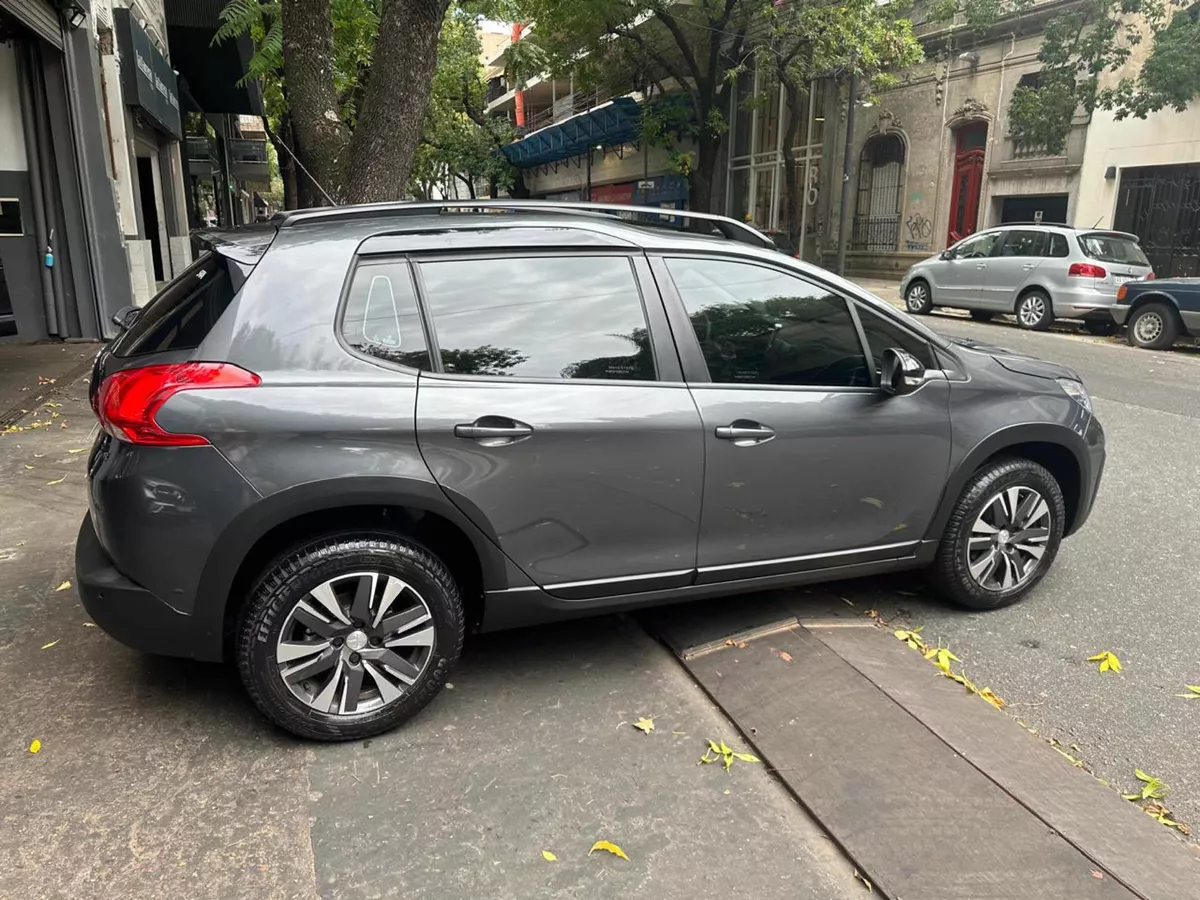 Peugeot 2008 1.6 Feline Tip