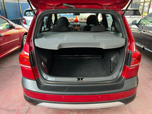 Imagen 6 de 8 de Volkswagen Suran 1.6 Track 2018