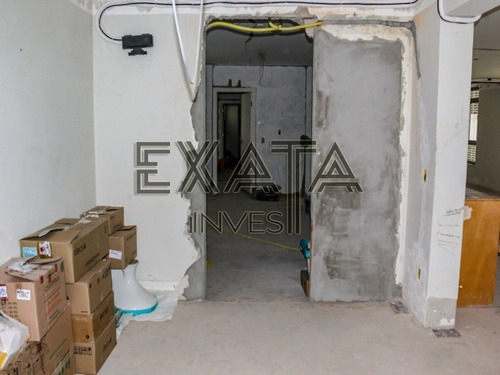 Imagem 29 de 30 de É Importante Destacar Que Este Apartamento É Entregue Totalmente Reformado, Após Revisão E Manutenção Completa. Fo Renovado Toda A Pintura Das Paredes, Forros E Portas, De Modo A E - Ap00921 - 700847