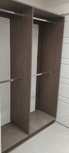 Capital Sur, Casa Nueva, 2 Rec. Con Baño C/u Ideal Para Ejecutivos!!