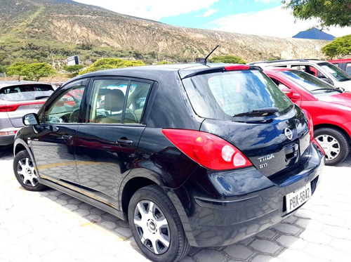 Flamante Nissan Tiida Año 2011