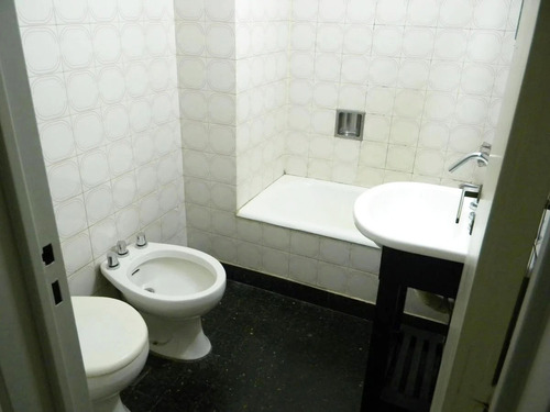 Imagen 11 de 12 de Venta De Departamento Dos Ambientes En El Barrio De Chacarita Darwin Al 700