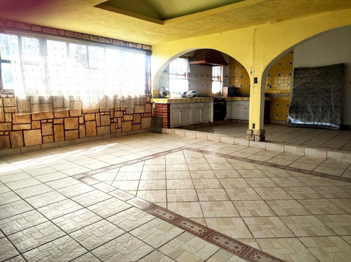 Inmueble En Venta De 1,532m2 Muy Cerca De Zona Esmeralda Y La Salle