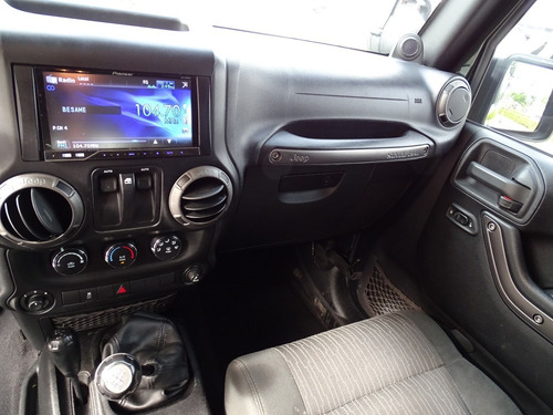 Jeep Wrangler Sport