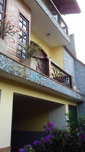 Imagem 3 de 15 de Linda Casa Colonial Com 4 Quartos Em N. Era (ref.:6472) Edin - 6472