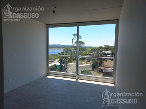 Imagen 9 de 30 de Punta Del Este - Departamento Venta Y Alquiler Anual - 3 Dormitorios Y Play Room