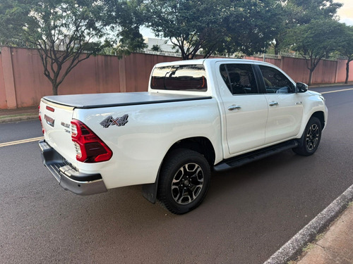 Toyota Hilux 2.8 Tdi Srx Cab. Dupla 4x4 Aut. 4p