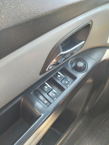 Chevrolet Cruze 1.8 A Ls Aa Cd Mp3 R-16 At