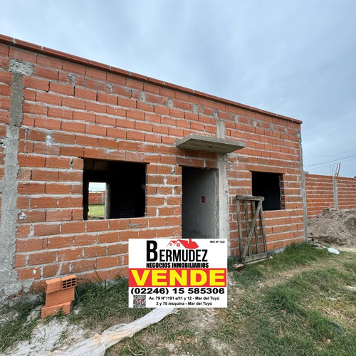 Venta Chalet 3 Ambientes Al Frente En Mar Del Tuyu Calle 15 Entre 81 Y 82