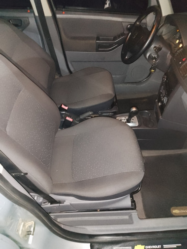 Chevrolet Meriva 1.8 Expression Flex Power Easytronic 5p
