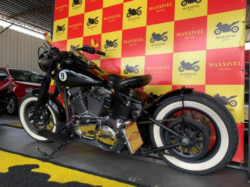 Harley Davidson Deluxe