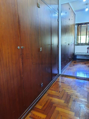 Imagen 20 de 29 de Excelente Chalet Sobre 294 M2 Quincho Parrilla Cochera 2 Autos