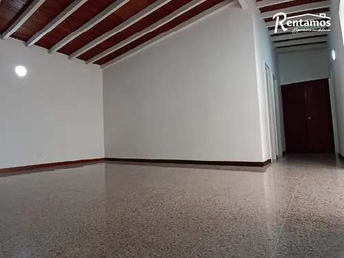 Oficina En Arriendo En Laureles. Cod A775204