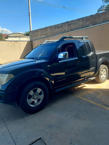 Nissan Frontier 2.5 Le Cab. Dupla 4x4 Aut. 4p